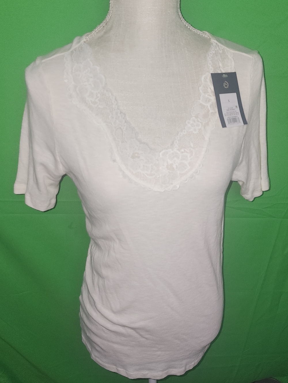 Universal Thread White Lace V-Neck Ribbed Short Sleeve T-Shirt Size L NWT